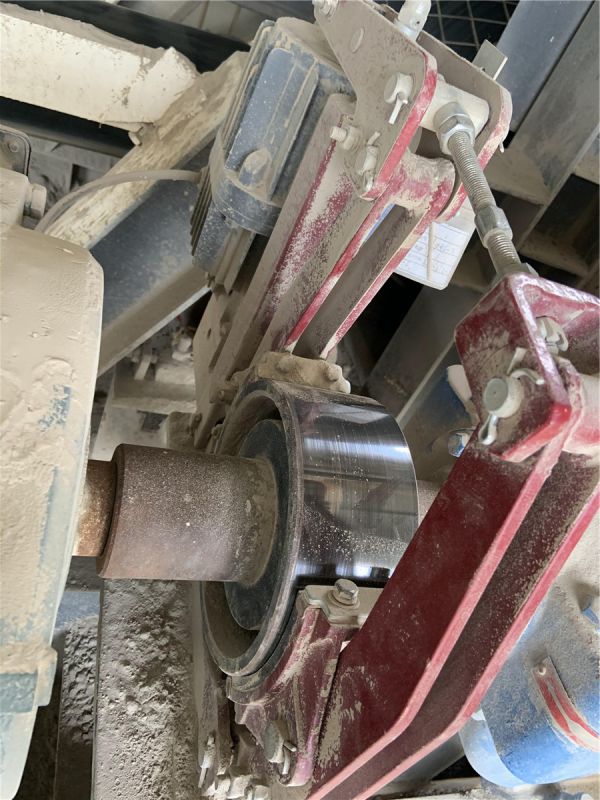 礦山石料輸送機-維護(hù)調(diào)試